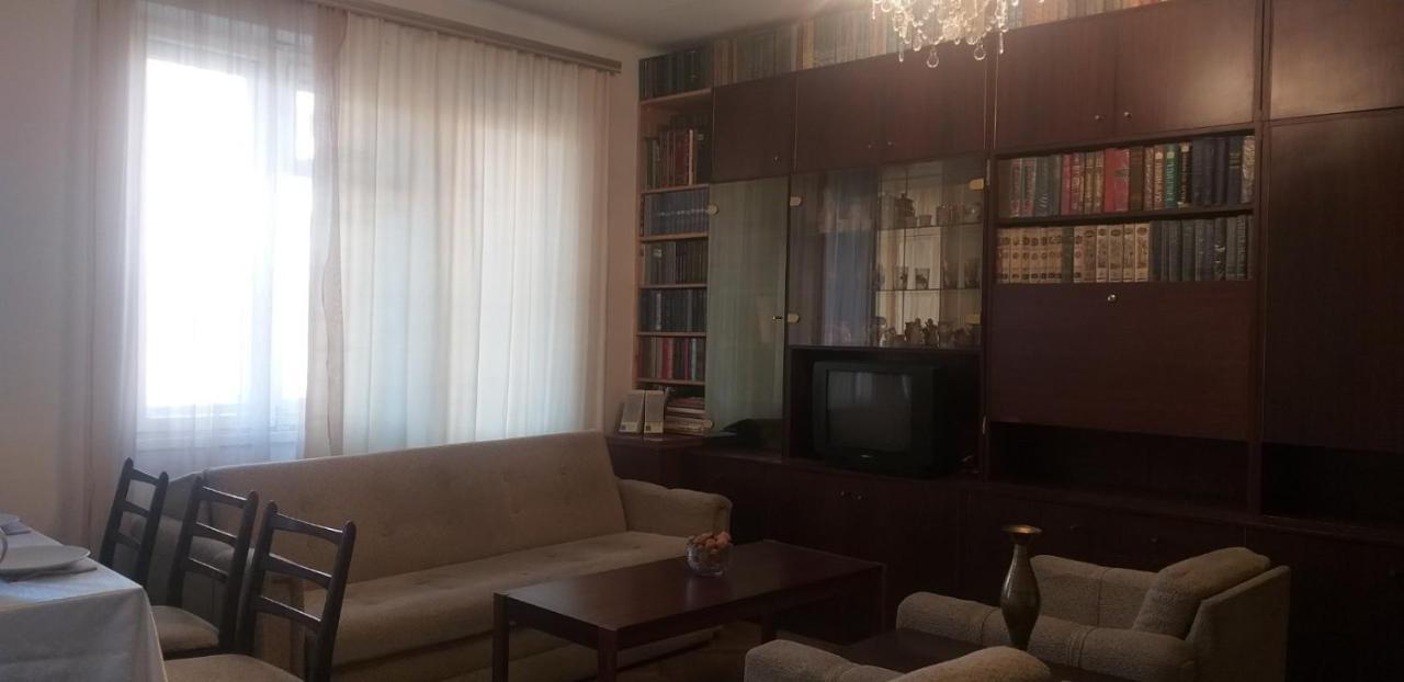 Отдыхайте В Моей Квартире Yerevan Bagian luar foto
